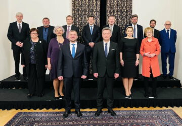 Setkání nesourodých ministrů i Zemanovy jmenovací chutě 