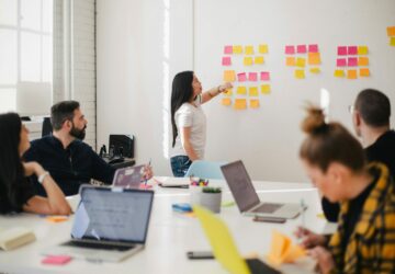 Studie: V Česku letos přibylo víc firem než loni