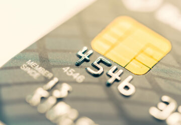 Šesti největším bankám v ČR stoupl čistý zisk 